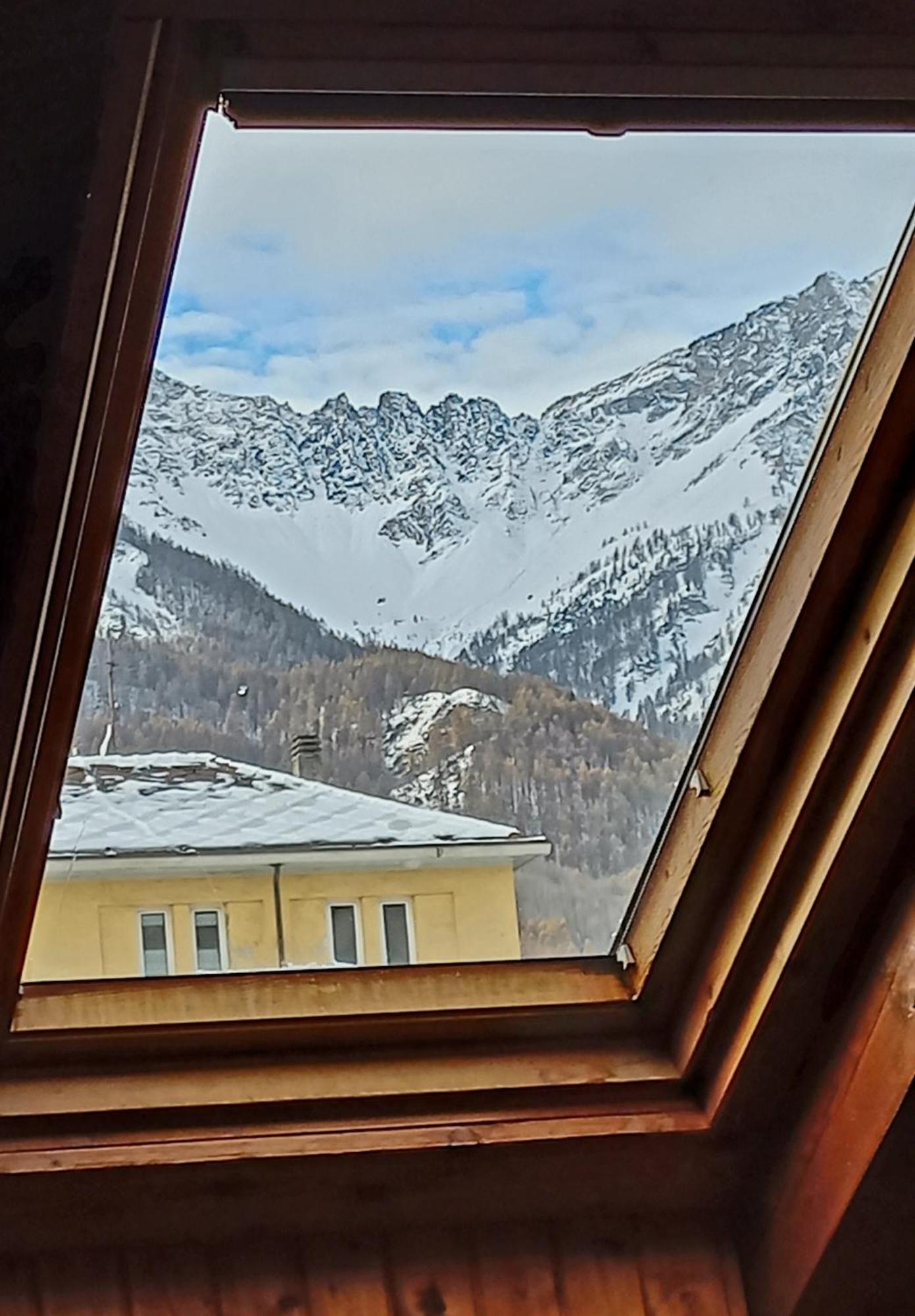 Apartmán Mansarda Bardonecchia Exteriér fotografie